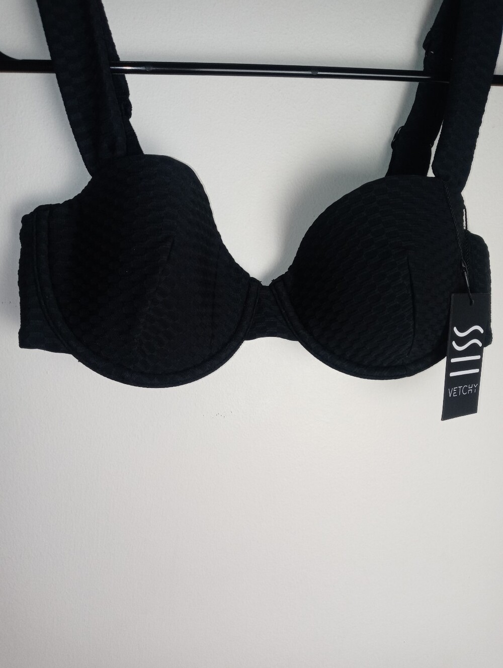 Vetchy Hamptons Bikini Top Size M - Picture 3 of 14